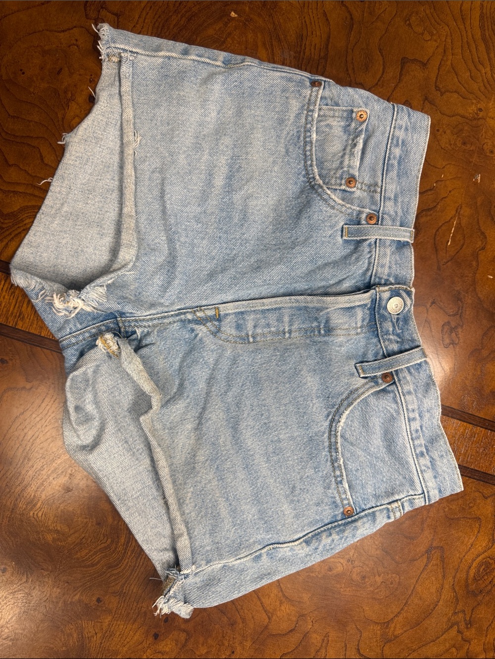 Levi’s 501 Light Blue Denim Women's cutoff Shorts